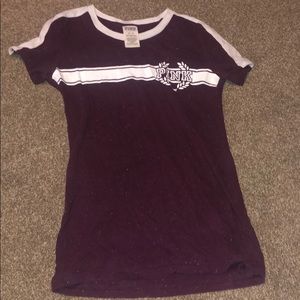 vs pink t shirt